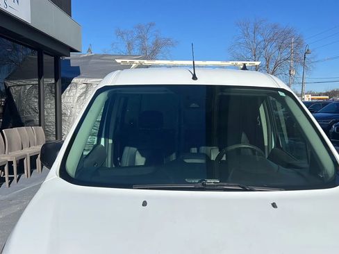 Used 2020 Ford Transit Connect XL image 9