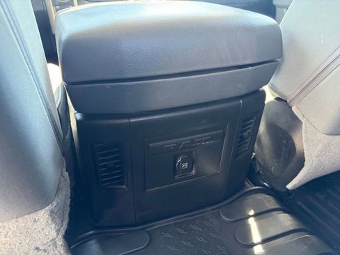 Used 2018 RAM 1500 Big Horn AWD/4WD image 15