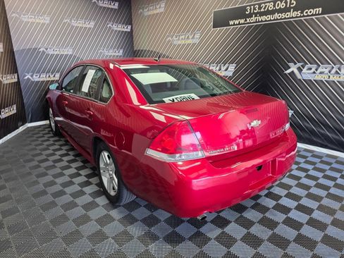 Used 2014 Chevrolet Impala LT w/ LT Sunroof Package FWD image 11
