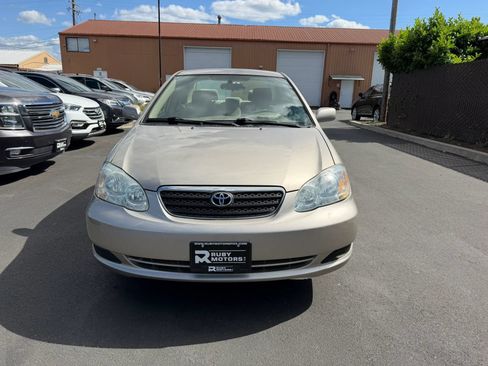 Used 2005 Toyota Corolla CE FWD image 2