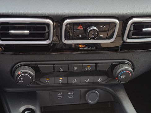 New 2027 Nissan Sentra S w/ Floor Mat Package FWD image 21