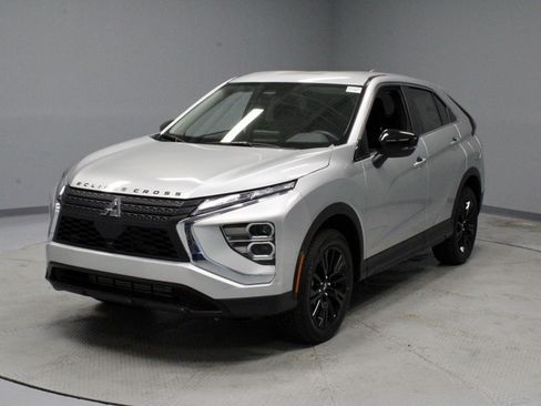 New 2025 Mitsubishi Eclipse Cross LE image 4