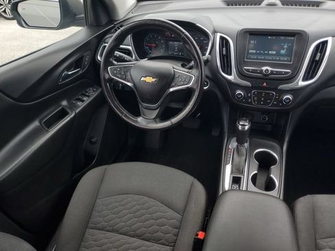 Used 2018 Chevrolet Equinox LT FWD image 14