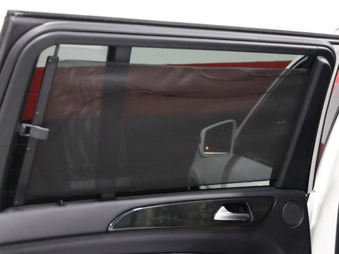 Used 2016 Mercedes-Benz GL 450 4MATIC w/ Premium I Package image 41