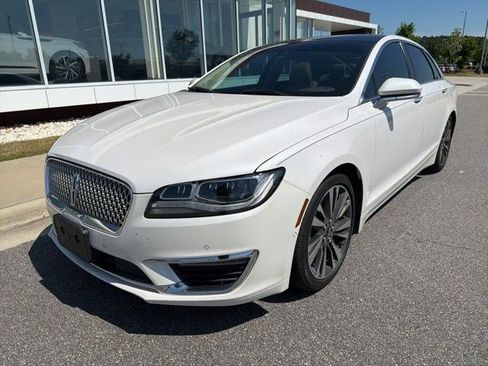 Used 2019 Lincoln MKZ Reserve w/ Luxury Package AWD/4WD image 10