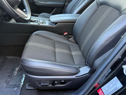 Used 2024 MAZDA CX-50 AWD 2.5 S w/ Preferred Package image 4