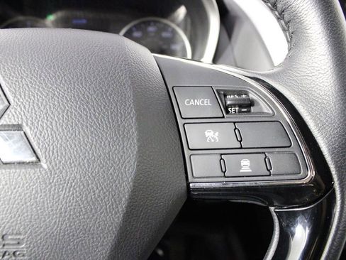 Used 2025 Mitsubishi Eclipse Cross SE image 26