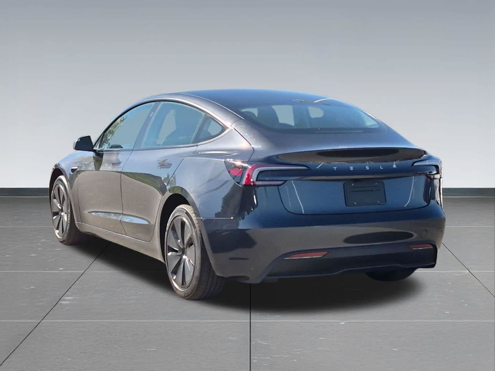 Used 2025 Tesla Model 3 RWD image 4