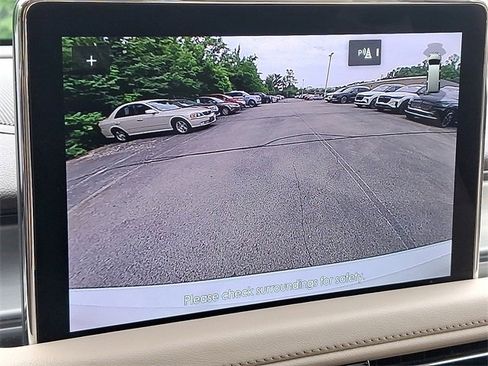 Used 2022 Lincoln Aviator AWD w/ Premium Package image 19