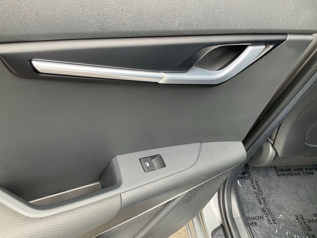 Used 2024 Kia Niro Wind FWD image 48