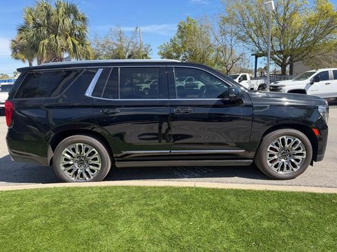 Used 2023 GMC Yukon Denali Ultimate image 3