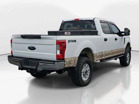 Used 2019 Ford F250 XL w/ STX Appearance Package AWD/4WD image 3