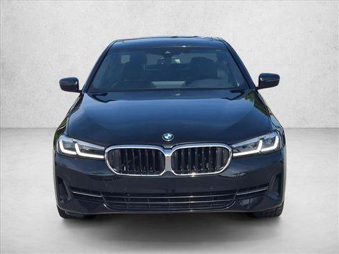 Used 2023 BMW 540i w/ Premium Package RWD image 2