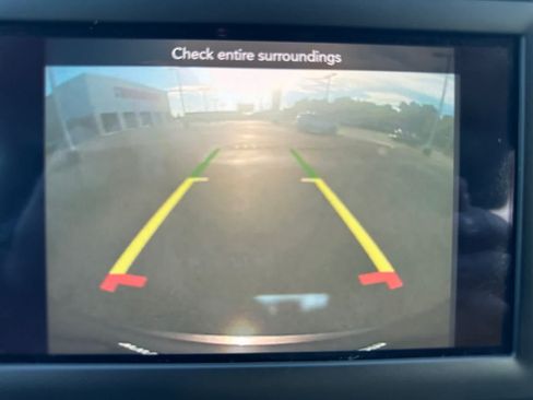 Used 2020 Chrysler Pacifica Touring-L w/ Tire & Wheel Group FWD image 25