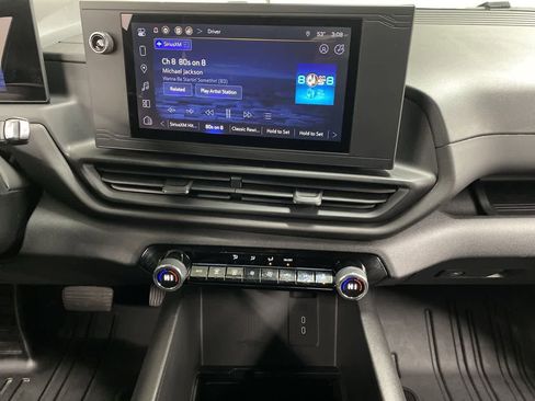 Used 2024 Chevrolet Silverado EV W/T image 23