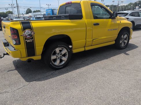 Used 2005 Dodge Ram 1500 Truck SLT w/ Rumblebee Group AWD/4WD image 3