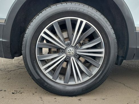 Used 2018 Volkswagen Tiguan SEL image 5