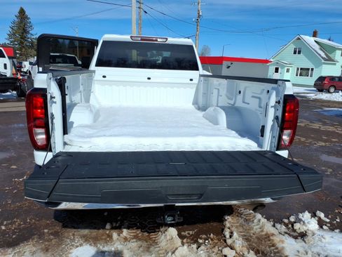 Used 2024 GMC Sierra 3500 SLE w/ SLE Convenience Package image 12