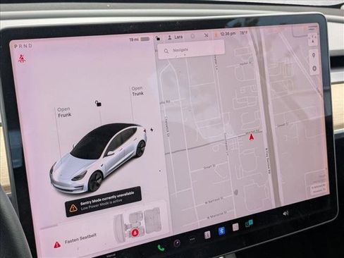 Used 2020 Tesla Model 3 Standard Range image 10