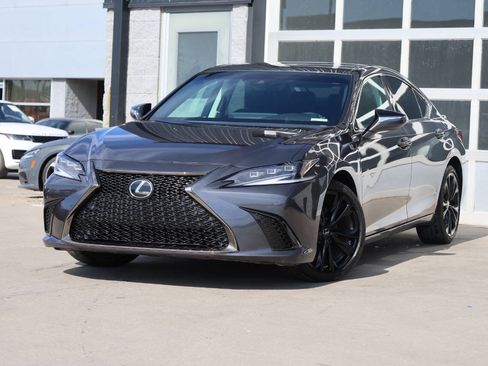Used 2023 Lexus ES 250 w/ Premium Package AWD/4WD image 3