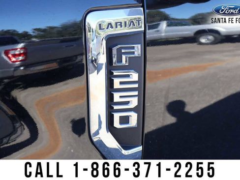 Used 2022 Ford F250 Lariat w/ Lariat Ultimate Package image 6