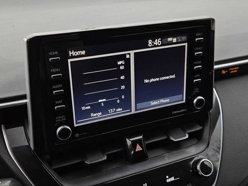 Used 2021 Toyota Corolla LE image 17