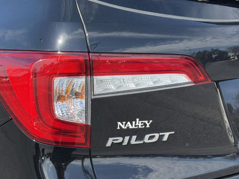 Used 2020 Honda Pilot Touring image 33