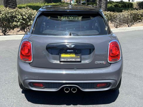 Used 2018 MINI Cooper S FWD image 16