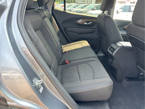 Certified 2020 GMC Terrain SLE w/ Driver Convenience Package AWD/4WD image 26
