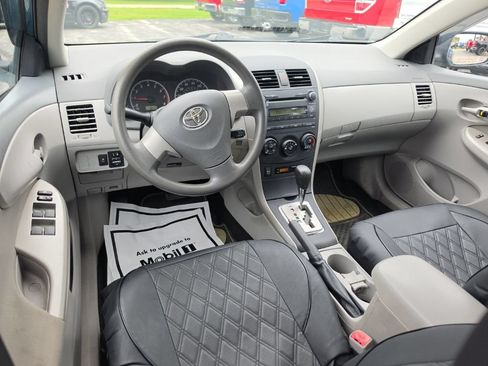 Used 2010 Toyota Corolla LE FWD image 7