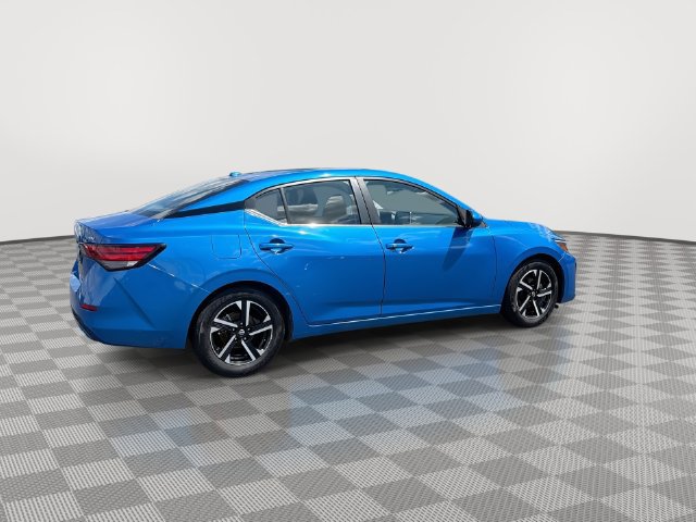 Used 2024 Nissan Sentra SV FWD image 12