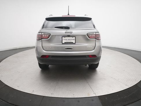 Used 2019 Jeep Compass Latitude w/ Popular Equipment Group AWD/4WD image 25