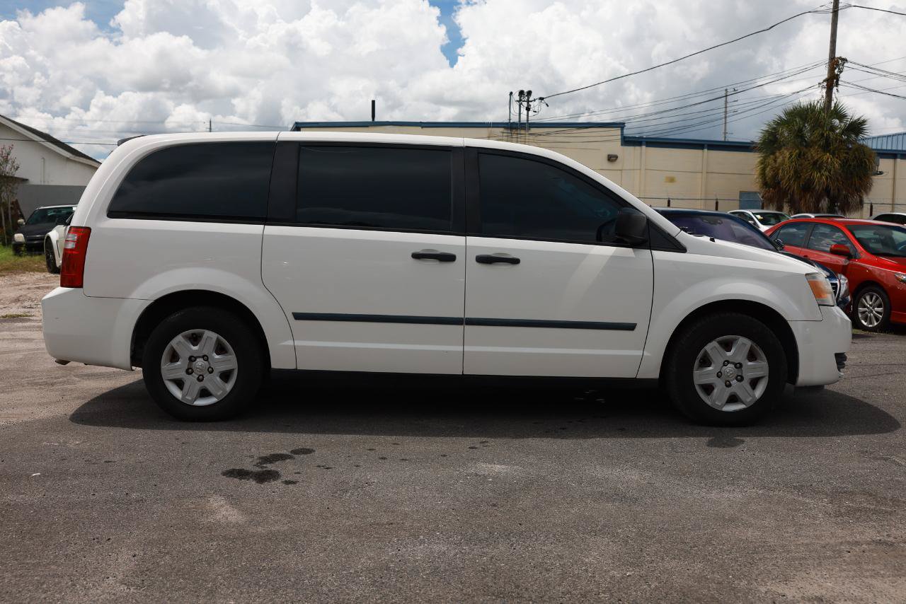 Used 2008 Dodge Grand Caravan SE FWD image 13