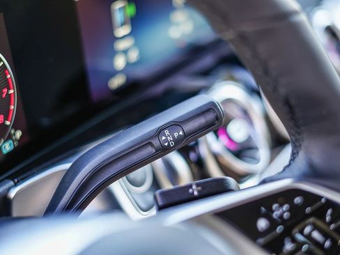 Used 2026 Mercedes-Benz GLB 250 image 24