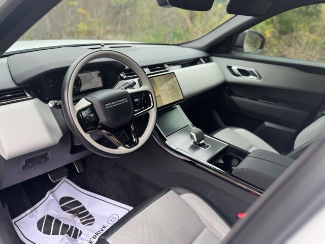 Used 2024 Land Rover Range Rover Velar Dynamic SE AWD/4WD image 9