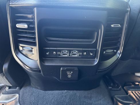 Used 2022 RAM 1500 Limited AWD/4WD image 24