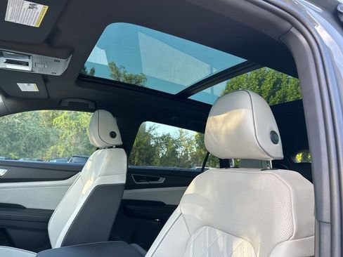 New 2026 Volkswagen Atlas Cross Sport SEL Premium R-Line AWD/4WD image 22