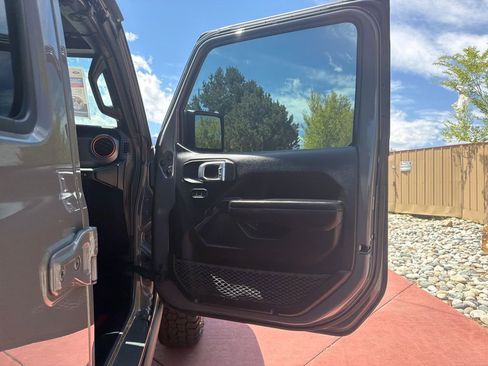 Used 2021 Jeep Gladiator Mojave w/ LED Lighting Group AWD/4WD image 31