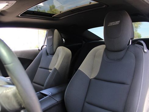Used 2014 Chevrolet Camaro SS w/ SS Performance Package RWD image 28