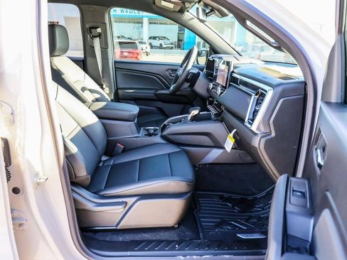 New 2026 GMC Canyon Elevation w/ Convenience Package AWD/4WD image 15
