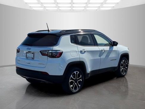 Used 2023 Jeep Compass Limited AWD/4WD image 7