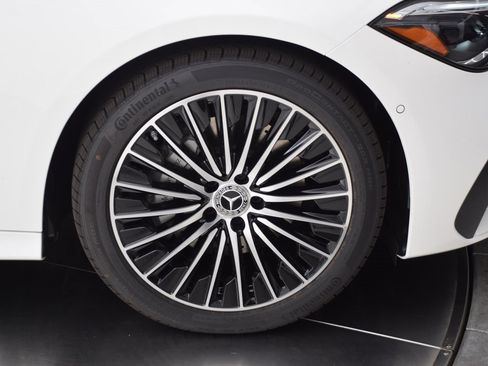 New 2026 Mercedes-Benz CLE 300 4MATIC Coupe image 11