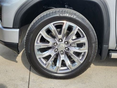 Used 2025 GMC Sierra 1500 Denali w/ Denali Reserve Package image 18