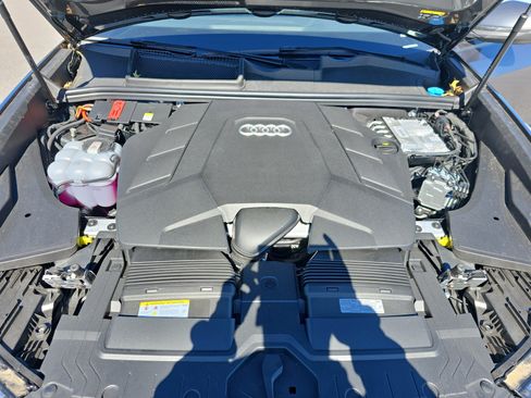 New 2025 Audi Q8 Premium Plus image 29