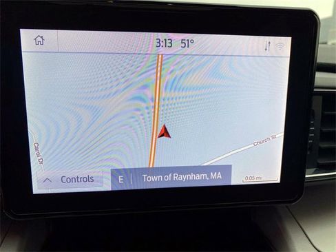 Used 2023 Ford Explorer XLT w/ Equipment Group 202A image 15