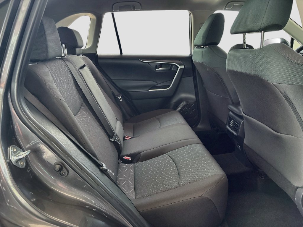 Certified 2025 Toyota RAV4 XLE FWD image 21