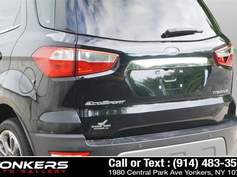 Used 2021 Ford EcoSport Titanium image 18