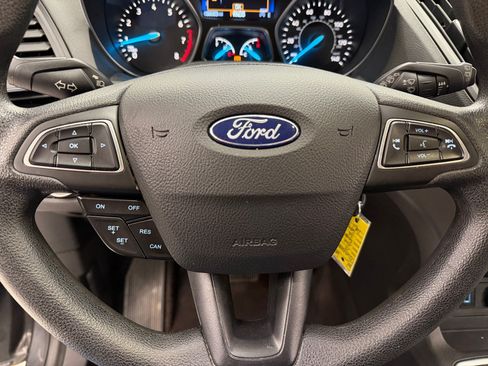 Used 2018 Ford Escape SE AWD/4WD image 9