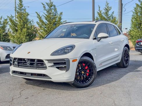 Used 2021 Porsche Macan GTS image 2