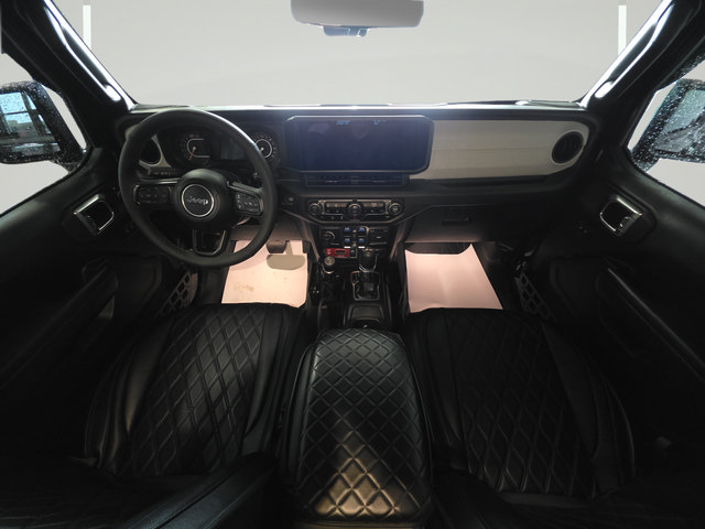 Used 2025 Jeep Wrangler Unlimited Sport AWD/4WD image 29